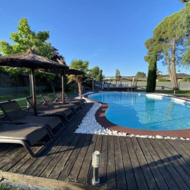 alquiler chalet con piscina para un dia en Zaragoza