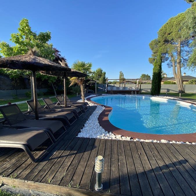 alquiler chalet con piscina para un dia en Zaragoza